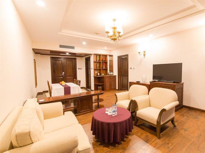 Sai Gon Ha Long Hotel Exterior foto