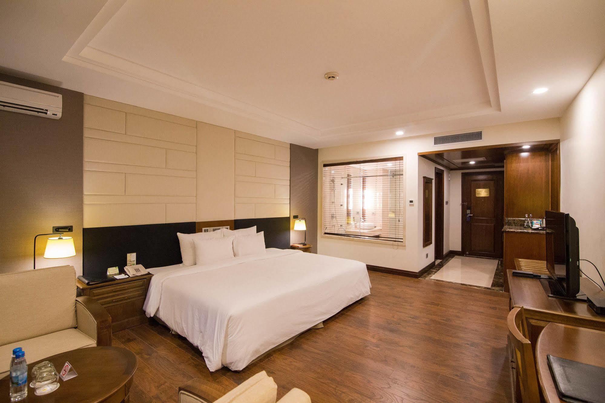 Sai Gon Ha Long Hotel Exterior foto